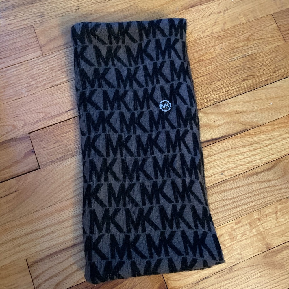 MICHAEL Michael Kors infinity scarf.